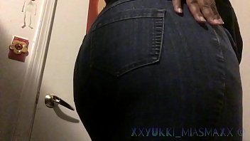 xXYMXx - Farty Tease & Jeans! :)